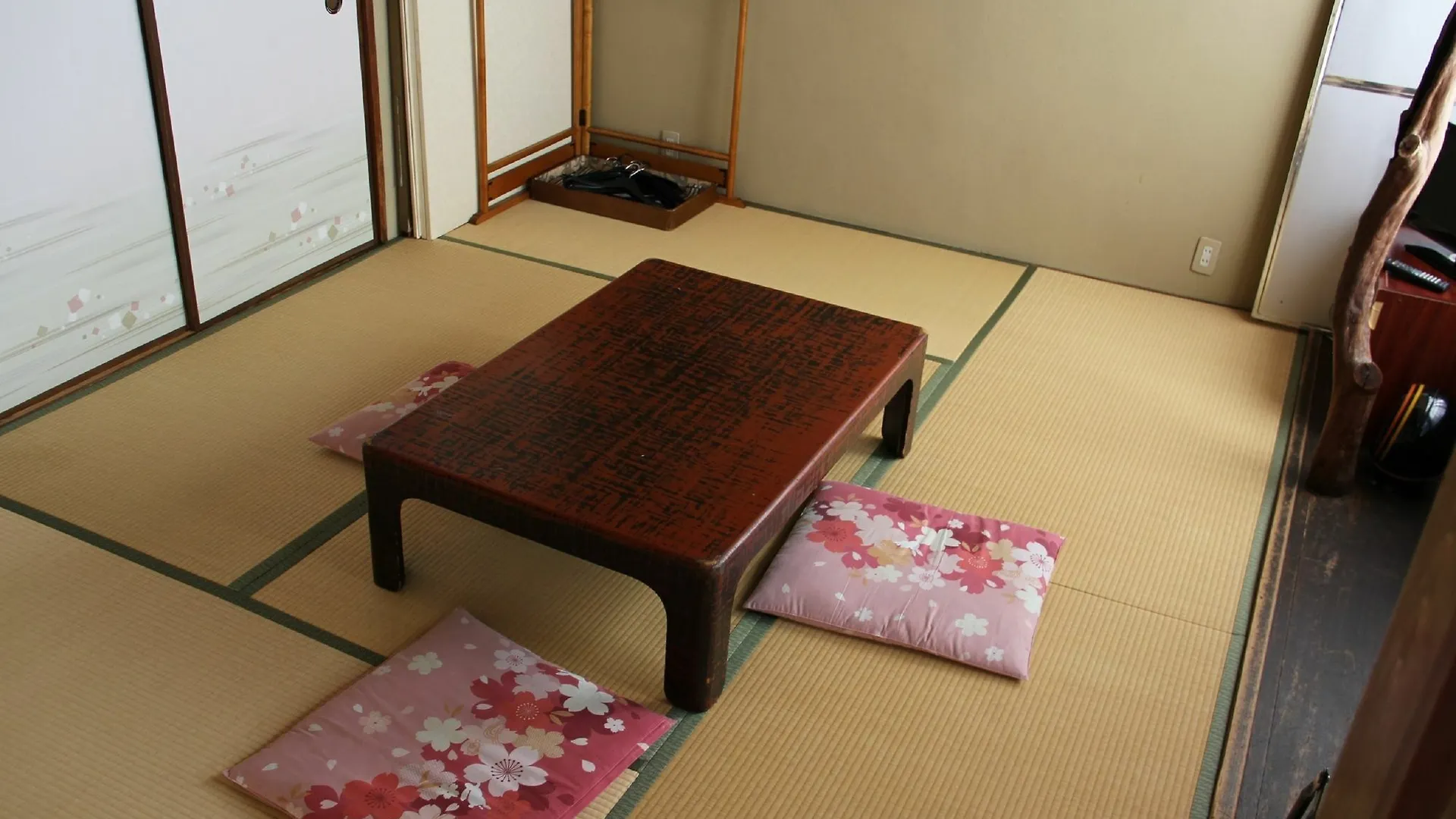 Hotel Chidori Ryokan -Kyoto Honganji-